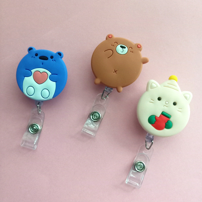 漫画パンダハムスター猫バッジリールワークカード ID ホルダ - Kawaii Tech Accessories のレビューと価格